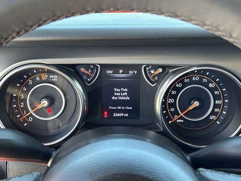 Certified 2023 Jeep Gladiator Sport AWD/4WD image 30
