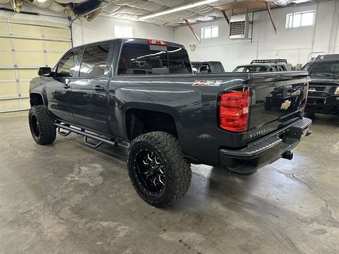 Used 2017 Chevrolet Silverado 1500 LT w/ All Star Edition AWD/4WD image 6