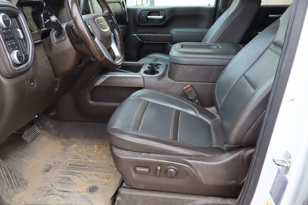 Used 2021 GMC Sierra 2500 Denali w/ Technology Package AWD/4WD image 15