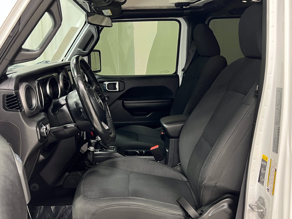 Used 2021 Jeep Wrangler Unlimited Sport AWD/4WD image 12