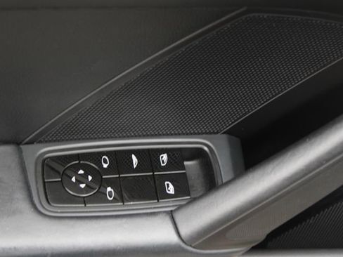 Used 2020 Porsche 911 Carrera S image 11