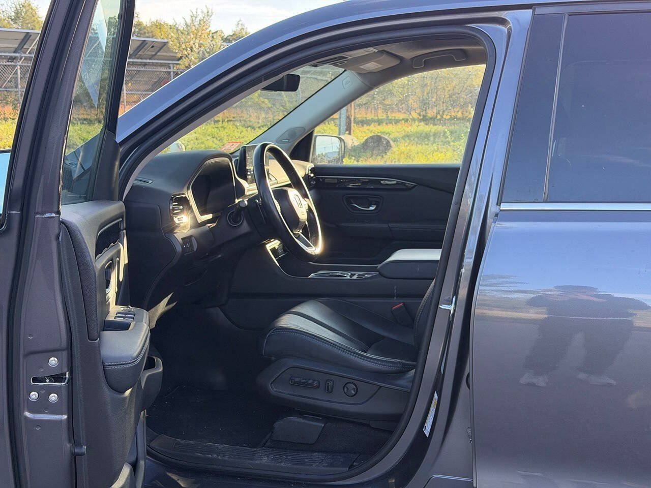 Used 2023 Honda Pilot Touring image 8