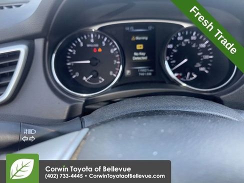 Used 2016 Nissan Rogue SL image 14