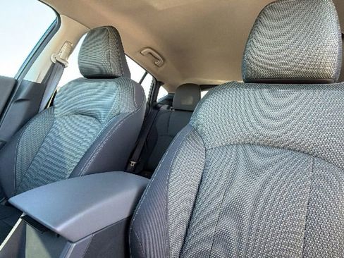 Certified 2024 Subaru Crosstrek 2.0i Premium image 11