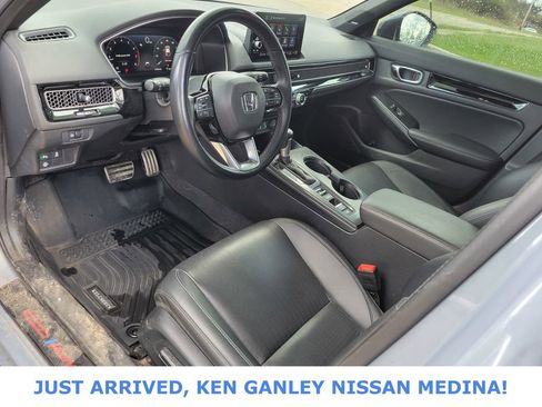 Used 2023 Honda Civic Sport Touring image 9