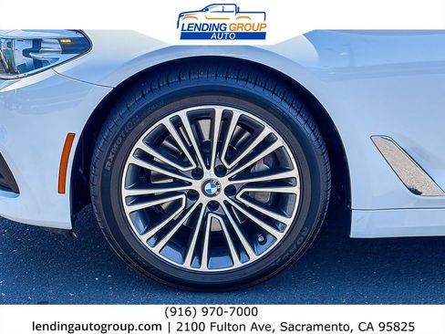 Used 2019 BMW 530i w/ Convenience Package RWD image 9