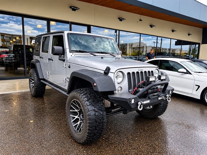 Used 2017 Jeep Wrangler Unlimited Sport w/ Connectivity Group AWD/4WD image 3