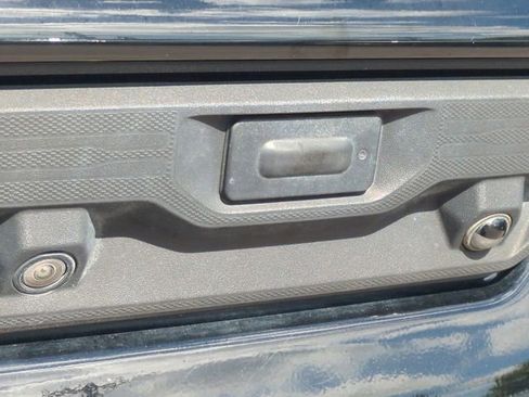Used 2022 Chevrolet Silverado 2500 LT w/ Convenience Package AWD/4WD image 14