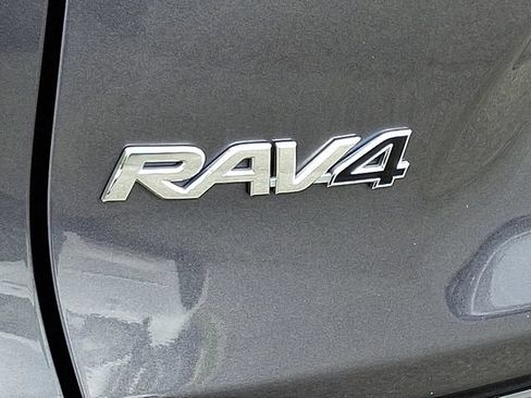 Used 2024 Toyota RAV4 XLE AWD/4WD image 29
