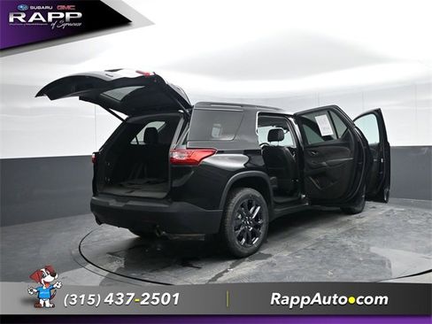 Used 2021 Chevrolet Traverse RS image 33