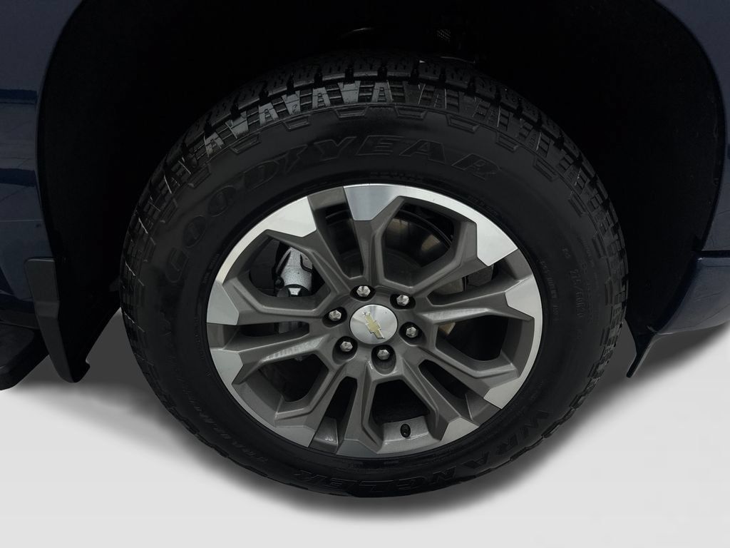 Used 2023 Chevrolet Silverado 1500 High Country w/ Technology Package AWD/4WD image 84