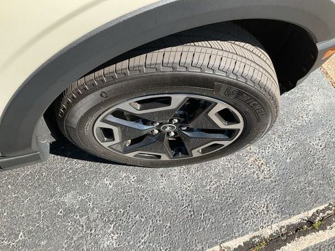 Used 2024 Ford Bronco Sport Outer Banks image 2