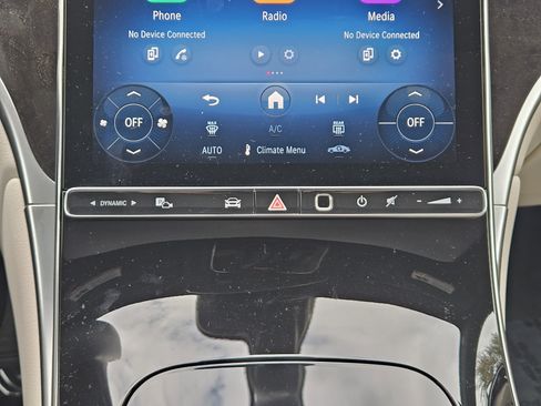 Certified 2025 Mercedes-Benz GLC 300 GLC 300 image 20