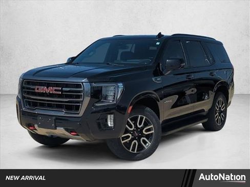 Used 2024 GMC Yukon AT4 w/ Technology Package AWD/4WD image 1