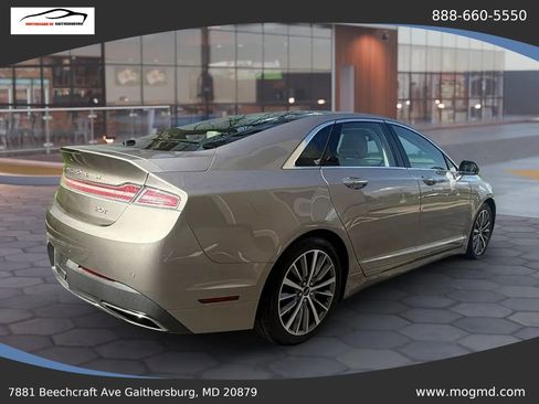 Used 2018 Lincoln MKZ Select w/ Select Plus Package FWD image 5