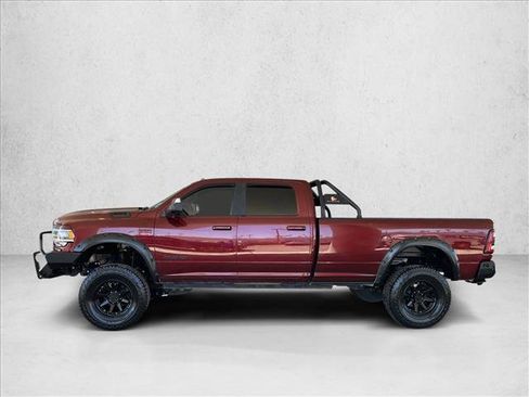 Used 2022 RAM 2500 Laramie AWD/4WD image 2