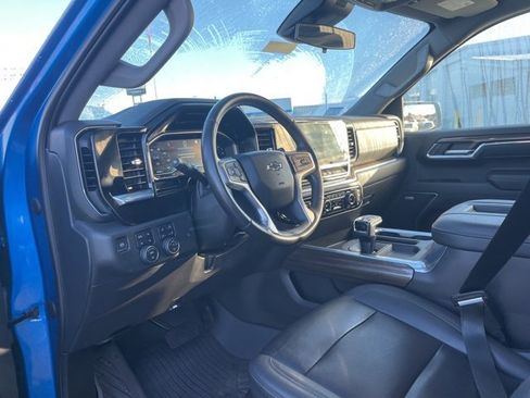 Used 2022 Chevrolet Silverado 1500 LT Trail Boss w/ LT Trail Boss Premium Package image 6