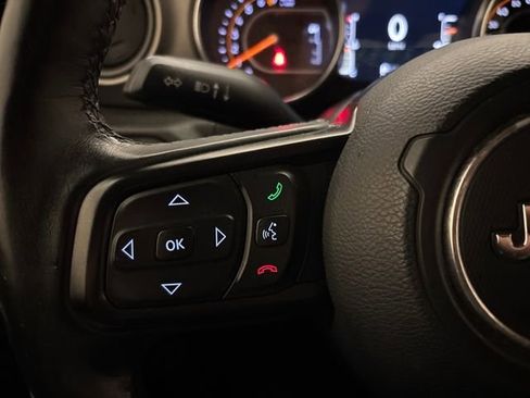 Used 2019 Jeep Wrangler Sport AWD/4WD image 15