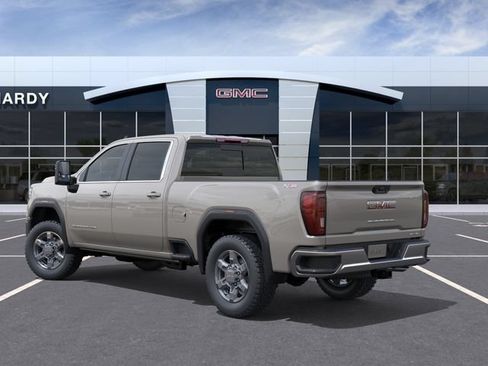 New 2026 GMC Sierra 2500 SLE AWD/4WD image 3