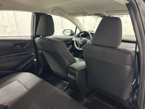 Used 2025 Toyota Corolla LE w/ LE Premium Package image 52