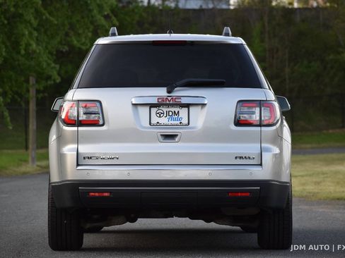 Used 2015 GMC Acadia SLT w/ Technology Package AWD/4WD image 6