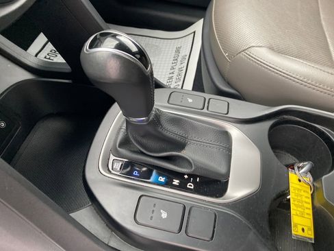 Used 2017 Hyundai Santa Fe Sport image 33