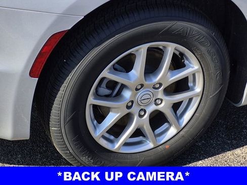 New 2026 Chrysler Pacifica Select image 8