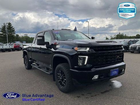 Used 2021 Chevrolet Silverado 2500 LT w/ Midnight Edition AWD/4WD image 5