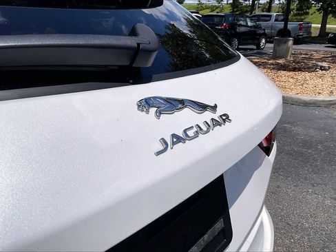 Used 2023 Jaguar F-PACE S AWD/4WD image 9