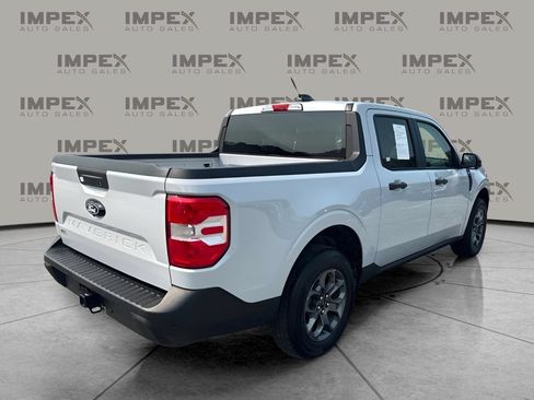 Used 2025 Ford Maverick XLT w/ Equipment Group 301A AWD/4WD image 4