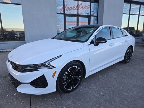 Used 2023 Kia K5 GT-Line image 2