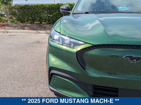 Used 2025 Ford Mustang Mach-E Select w/ Comfort Package Lite AWD/4WD image 9