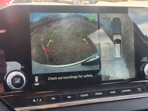 Used 2022 Mitsubishi Outlander SE image 13