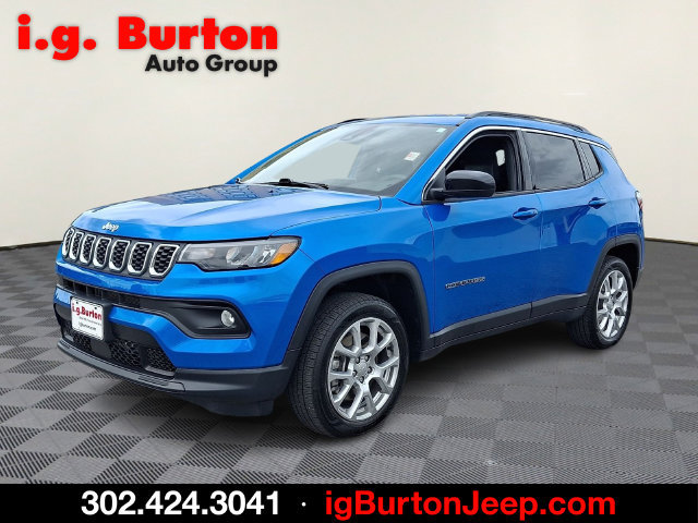 Certified 2024 Jeep Compass Latitude AWD/4WD image 3