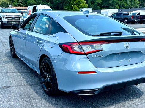 Used 2024 Honda Civic Sport image 8