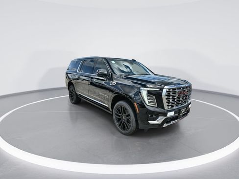 New 2026 GMC Yukon XL Denali w/ Sun & Power Step Package RWD image 2
