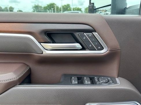 Certified 2025 GMC Sierra 2500 Denali AWD/4WD image 19