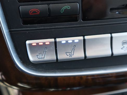 Used 2016 Mercedes-Benz G 550 image 31
