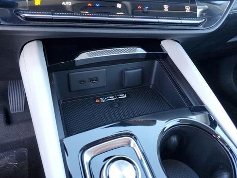 New 2026 Buick Envision Avenir image 24