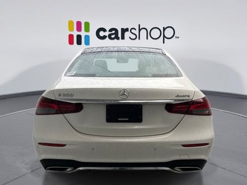 Used 2022 Mercedes-Benz E 350 4MATIC Sedan image 4