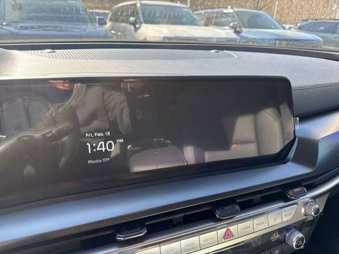 New 2025 Kia Telluride LX image 3