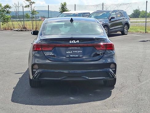 Used 2023 Kia Forte GT-Line w/ GT-Line Premium Package FWD image 5