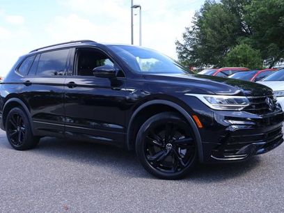 Certified 2023 Volkswagen Tiguan SE R-Line