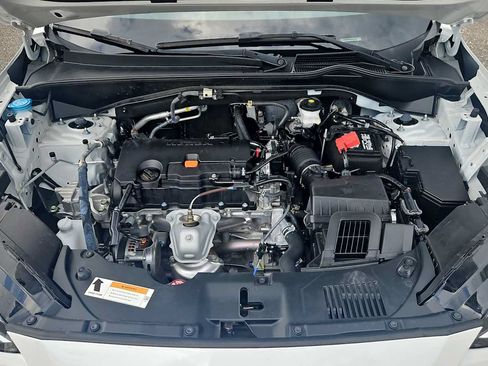 Certified 2025 Honda HR-V LX image 17