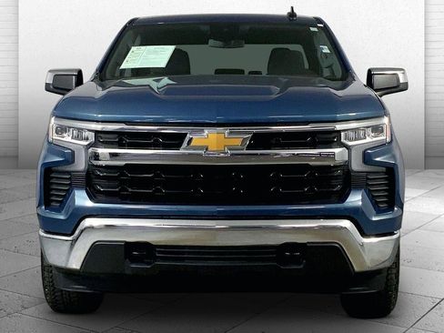 Used 2024 Chevrolet Silverado 1500 LT AWD/4WD image 2