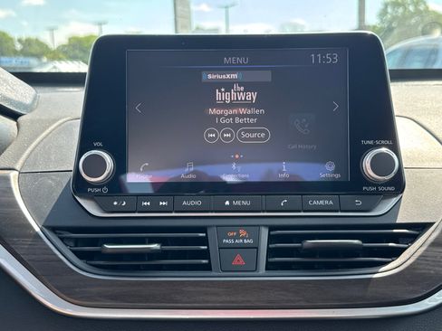 Used 2023 Nissan Altima 2.5 SV image 11