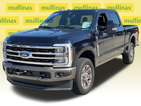 Used 2023 Ford F250 King Ranch w/ FX4 Off-Road Package AWD/4WD image 14