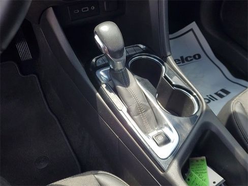 Used 2022 Buick Encore GX Preferred w/ Cold Weather Comfort Package image 27