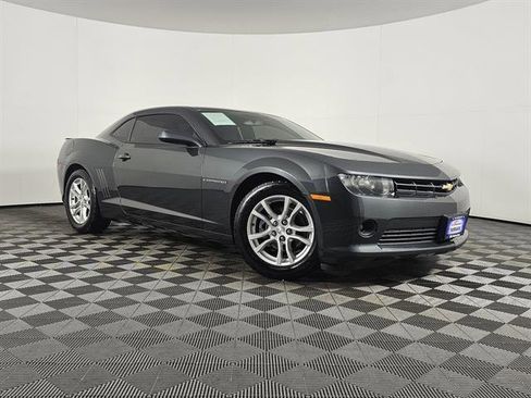 Used 2014 Chevrolet Camaro LT image 1