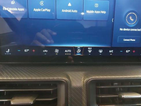 Used 2025 Ford Mustang Coupe RWD image 25
